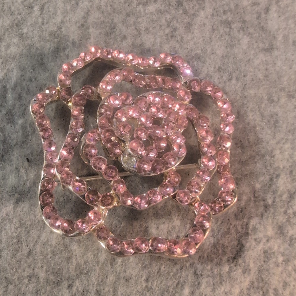Rhinestone Rose Brooch Pin Pink Crystal Flower Sparkly Rhinestone Lapel Pin - Picture 1 of 2